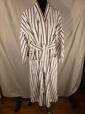 bill blass White Robe with Navy and Burgundy Stripes - OS